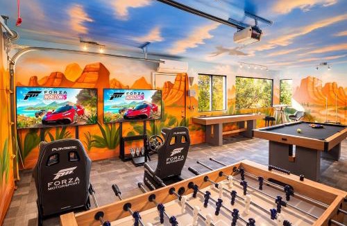 West Sedona Villa | NEW! 1 Acre West Sedona Estate Spa Game Room Stunning View Direct Trail Access!