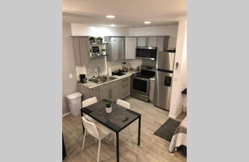Centro Apartment | NEW 2 BEDROOM LUXURY APARTMENT -GREAT LOCATION -MODERN