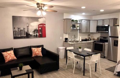 Centro Apartment | NEW 2 BEDROOM LUXURY APARTMENT -GREAT LOCATION -MODERN