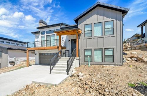 Wolf Creek House | NEW 5 Bedroom House All Season Paradise Powder Mountain Views & Golfing