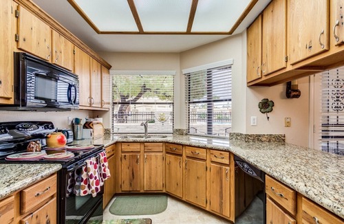 Alta Mesa House | New! Alta Mesa quiet, relaxing single level home with heated pool view