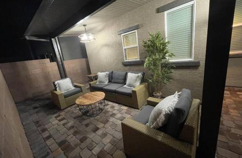 Las Vegas House | New,and Modern Home close to the strip
