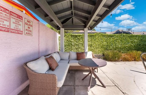 Camelback East Apartment | New Blue&Pink Pool Centra PHX