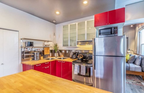 Central City Apartment | New Contemporary, Historical Unit from 5 Star Host