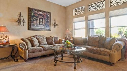 North Ranch House | New Listing Charming home in a Great Neighborhood
