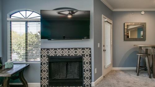 North Scottsdale House | New Listing Remodeled Condo in North Scottsdale