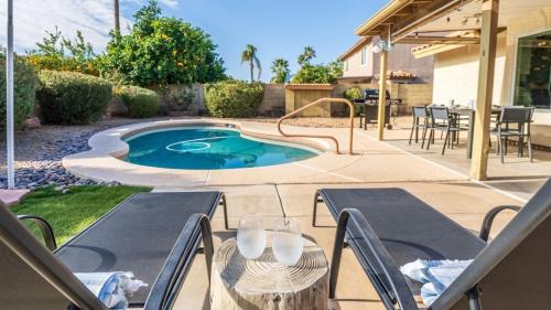 Continental Foothills House | New Listing Stylish 4 Bdrm wPool and Game Room