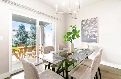 Meridian House | New! Modern & Spotless Home in Central Boise