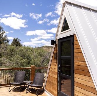 Orderville House | NEW! Unique Modern Glamping Chalet #4