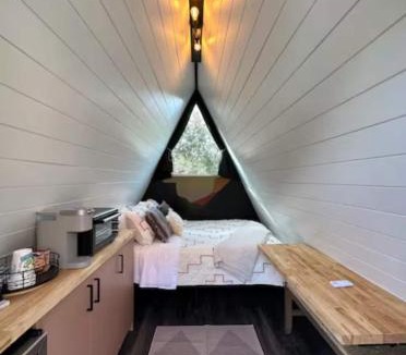 Orderville House | NEW! Unique Modern Glamping Chalet #4