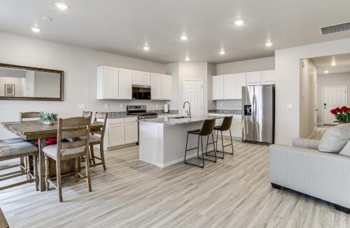 Commerce City House | Newly Built Home w/Deck: 5 Mi to Denver Airport!