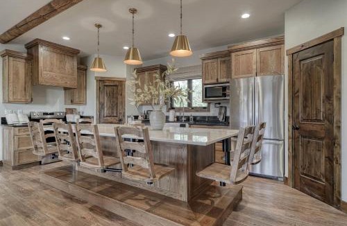 Ashton House | Newly-Constructed Spacious Modern Cabin for an Amazing Family Getaway in Ashton, Idaho