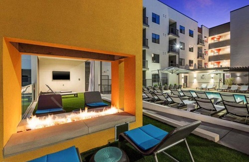 Booker T. Washington Apartment | Newly Listed! Modern 1BR/1BA Phoenix Apt by Domio