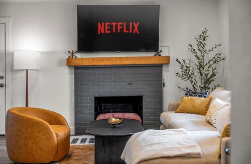 Northglenn House | Newly Remodeled Hot Tub Fire Pit Game Room