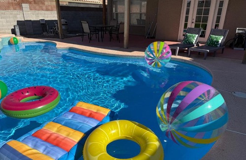 Summerlin Villa | Newly Remodeled Pool Villa Fast WiFi Summerlin
