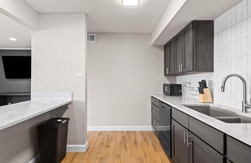 Springfield Apartment | Newly Renovated Unit in Central Spfld #202