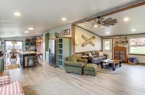 Williamstown House | Newly Updated Countryside Home in South Gorin!