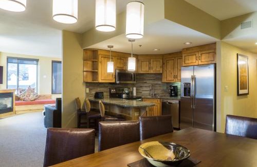 Park City Apartment | Newly updated in Canyons Village Next to Slopes Save 20% on 7 Nights!