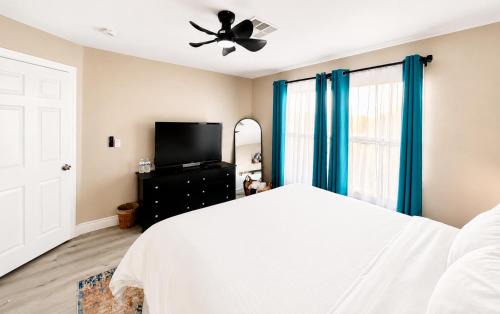 North Las Vegas House | No Added Fees! Craig Ranch HomeShare Retreat
