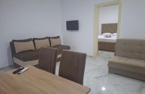 Bregvija Apartment | Noara Apartments Modern Stay Near Beach Free Parking Ideal for Families and Groups