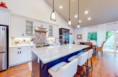 North End House | North End Farmhouse