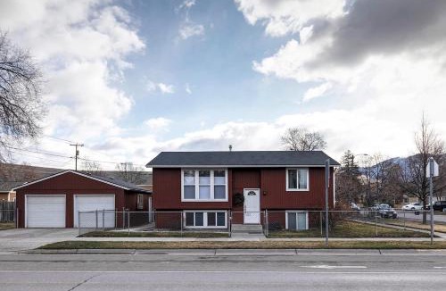 Westside House | Northside Abode Close to Downtown