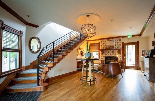 Five Points Hotel | Notorious Outlaw - Curtis Park Club - RiNo