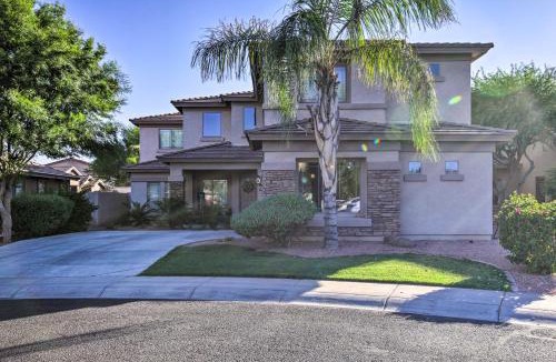 Orchards House | Oasis in the Orchards Escape with Outdoor Pool!