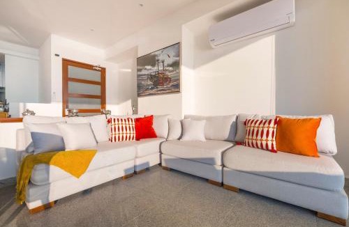 Puente del Mar Apartment | Ocean Front Acapulco - 3BR APT con vista al mar y playa privada