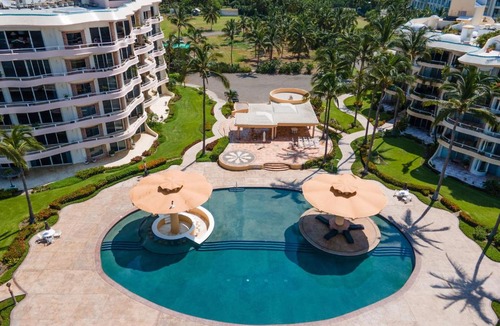 Flamingos Apartment | Ocean Front, With Pool, 6 People, Quinta del Mar PH502