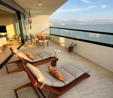 La Cruz de Huanacaxtle Apartment | Oceanfront 3BR Condo at Narval Norte