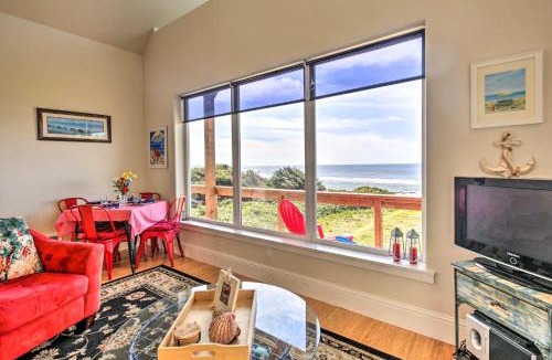 Yachats House | Oceanfront Cottage w/Deck & Secluded Beach Access!