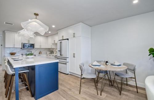 Encinitas House | Oceanfront, Luxury Remodel, Pool, Walk To Dining