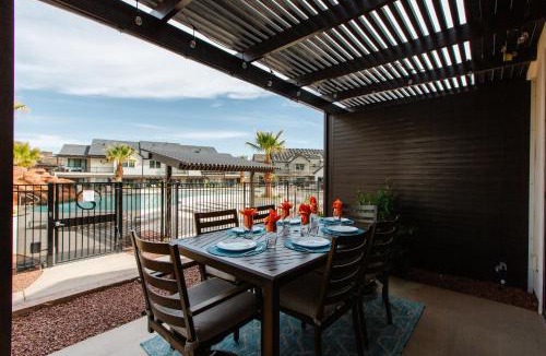 Santa Clara House | Ocotillo Springs 4 Ping Pong Table, X Box One, and close access to the Community Pool