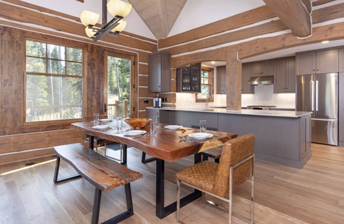 Powder Ridge Cabin | Oglala Escape | Luxury Ski-in/Out Cabin + Hot Tub