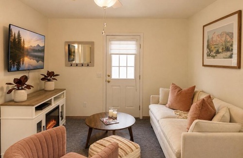 Mira Monte House | Ojai Pixie House