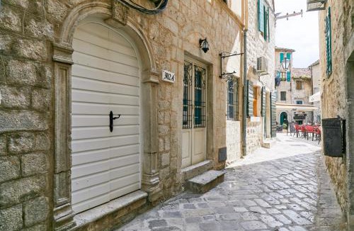 Kotor Old Town Villa | Old Town Aspida - Central & Unique