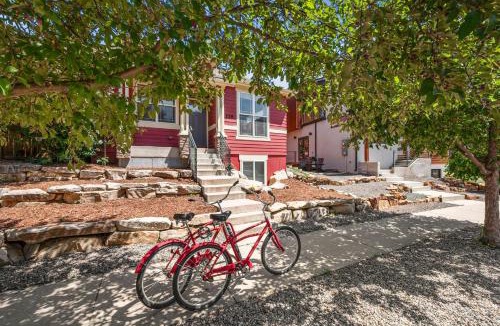 Old Town North House | Old Town North Retreat with Bikes, Near Brews & Trails