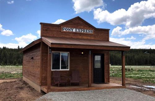 Island Park House | Old West Escapes, Pony Express in Island Park, ID