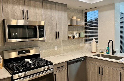 Kierland Apartment | On the Golf Couse! The Best of Kierland, walk to shops and restaurants