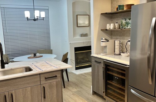 Kierland Apartment | On the Golf Couse! The Best of Kierland, walk to shops and restaurants