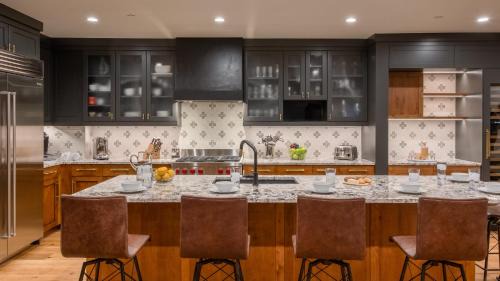 Steamboat Springs Apartment | One Steamboat Place #408 Horsetooth Mountain