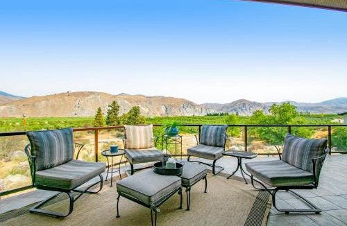 Orondo House | Orchard Oasis