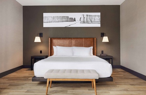 Golden Hotel | Origin Red Rocks, a Wyndham Hotel