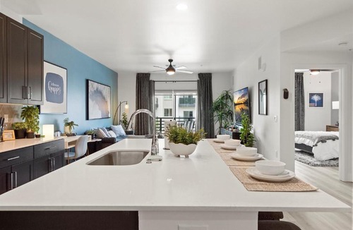 Desert View Village Apartment | Outdoor Games Heated Pool Close to Golf & Shops
