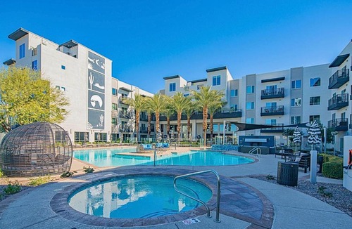 Desert View Village Apartment | Outdoor Games Heated Pool Close to Golf & Shops