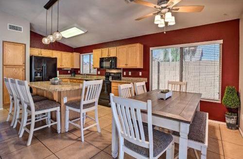 Gilbert House | Outdoor Kitchen, Heated Pool: Gilbert Retreat!