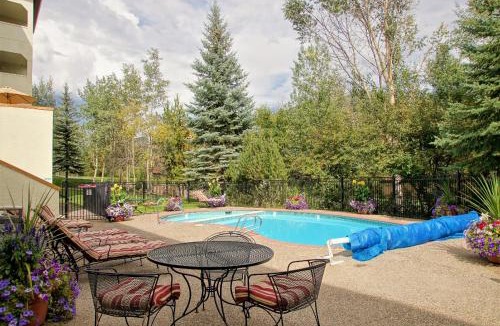 Steamboat Springs House | Outdoor Pool, Private Washer & Dryer, Walk to Everything, Affordable Rates