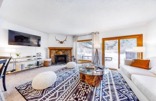 Jackson Apartment | Owen D