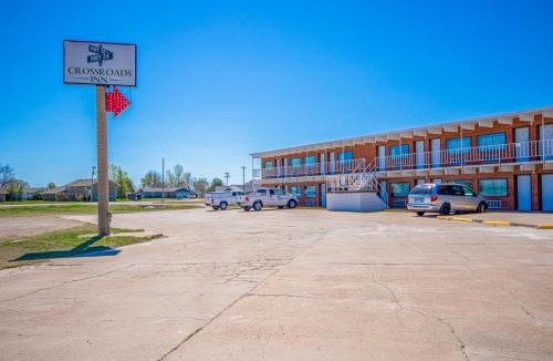 Osborne Hotel | OYO Crossroads Inn